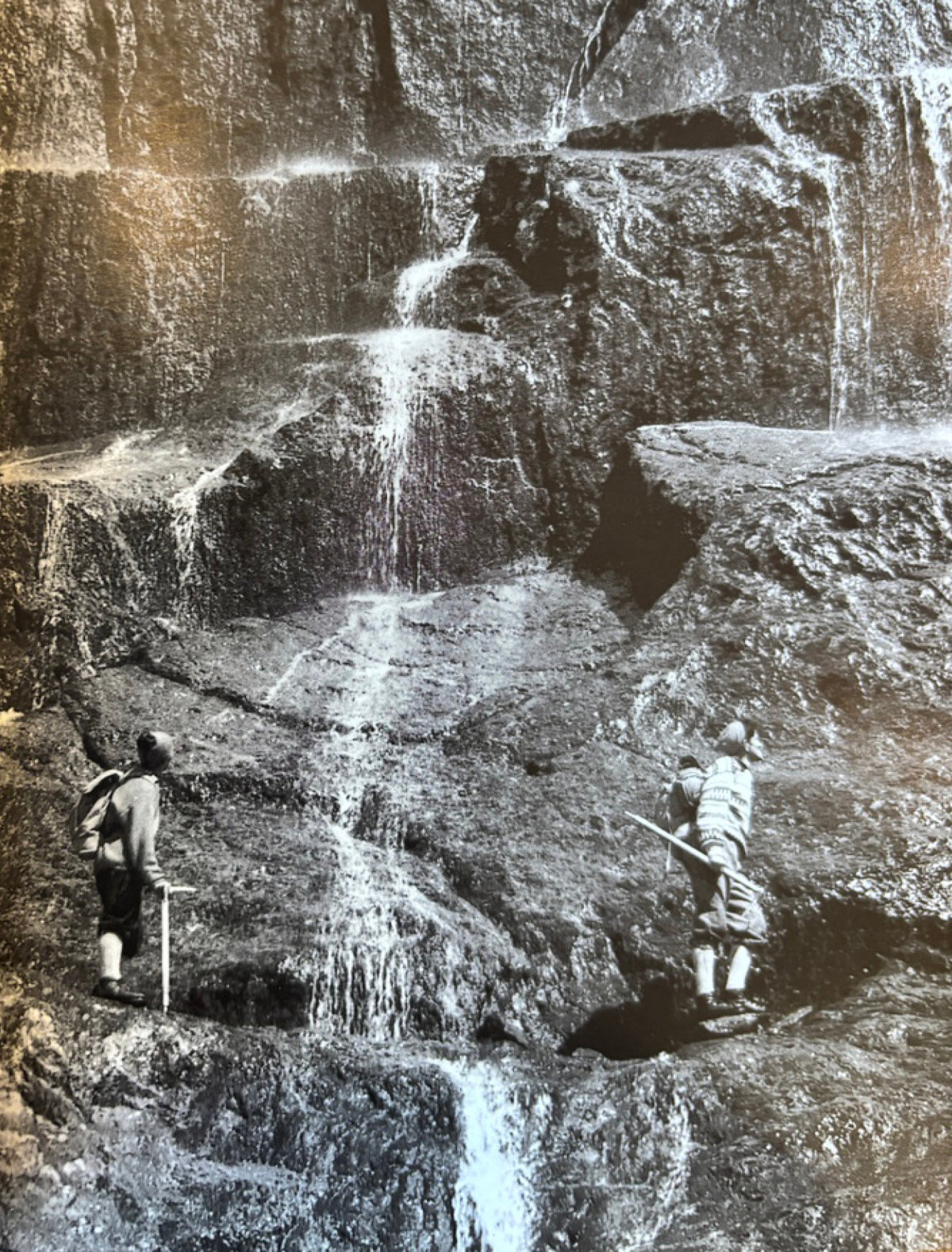 Yves Ballu - Gaston Rébuffat, une vie pour la montagne-3